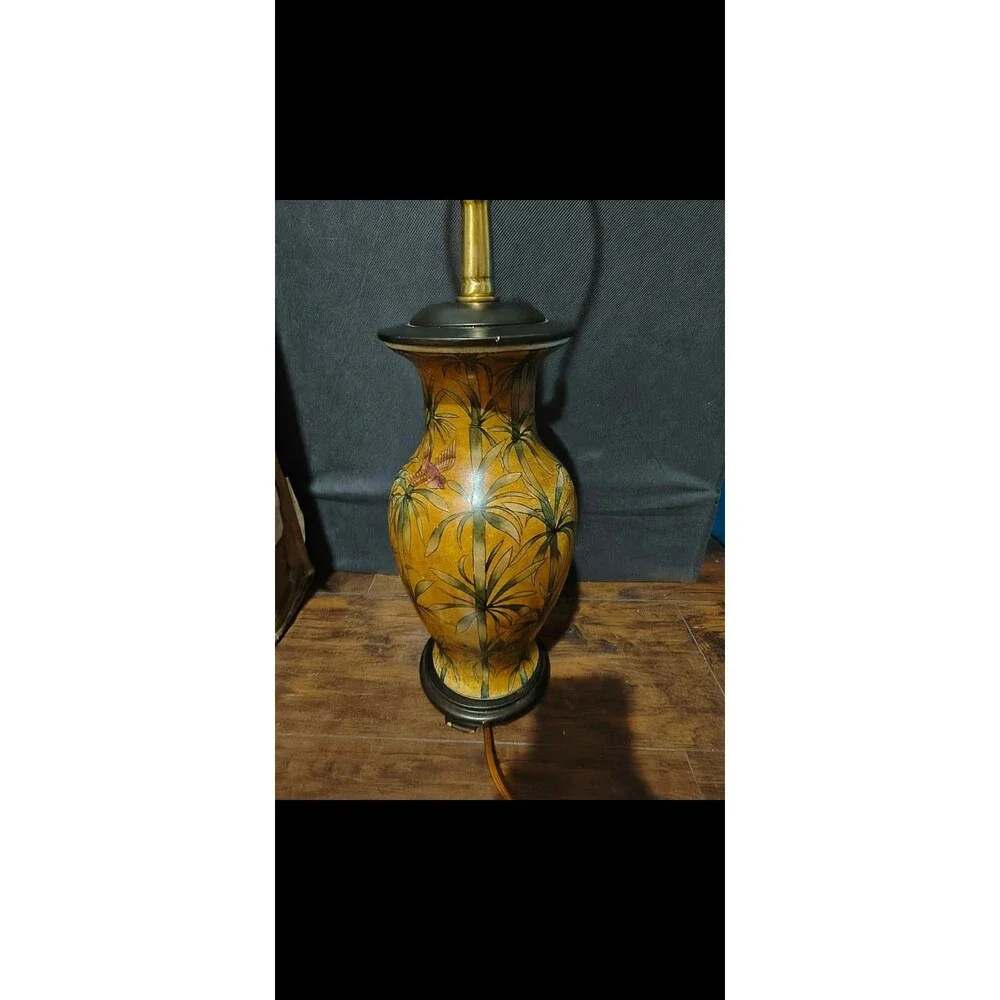 Vintage Chinoiserie Urn/Vase Style Hand-painted Cracked Finish Bamboo Leaves...